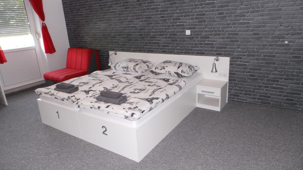 Hostel Levicki Slavonski Brod Habitación foto